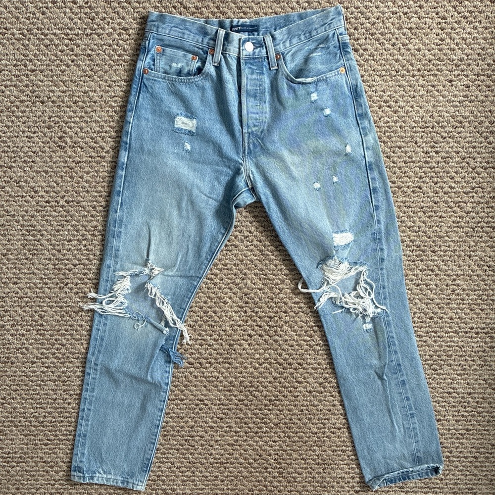 Levi's Light Blue High Rise Distressed Jeans